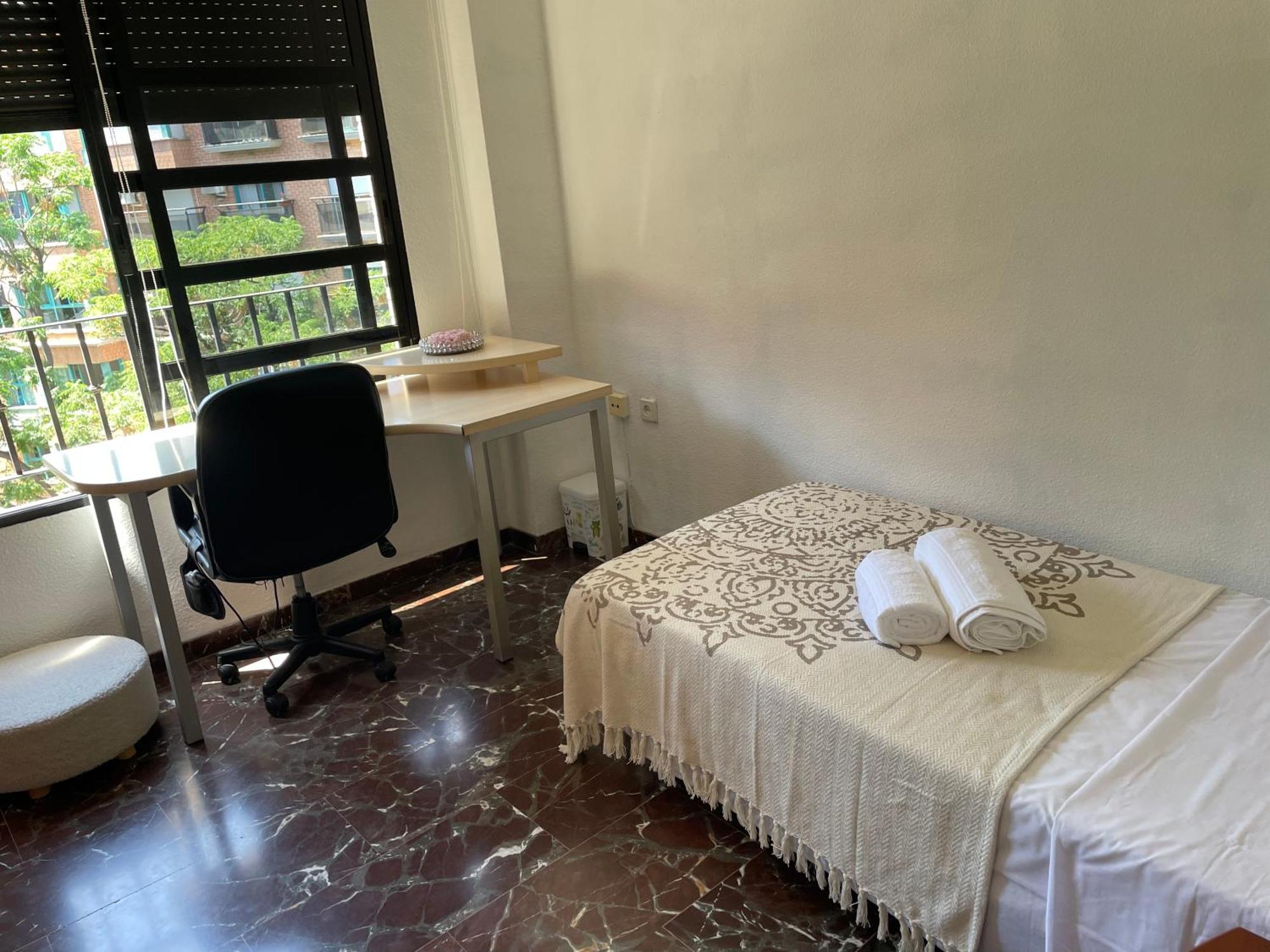 Apartmán Habitacion Cerca Del Centro De Valencie Exteriér fotografie